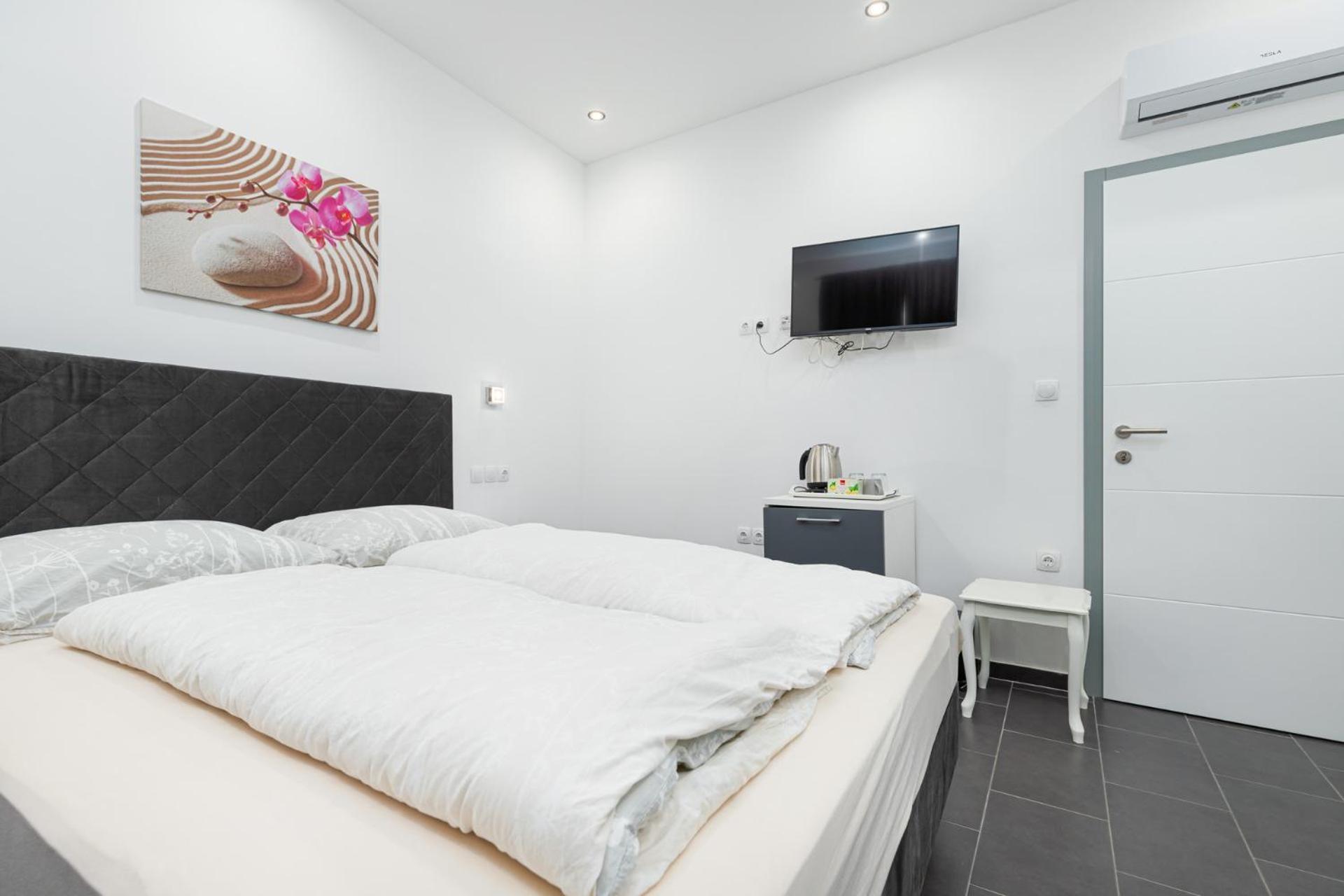 Rooms And Studio Flora Poreč Zewnętrze zdjęcie